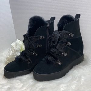 J SLIDES - WOMEN'S WHITNEY BOOTS - BLACK SUEDE SIZE 7.5M